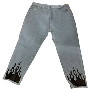 ‎Shein Embellished Plus-Size Mom Jeans NWOT Blk Flame Straight Leg 3X